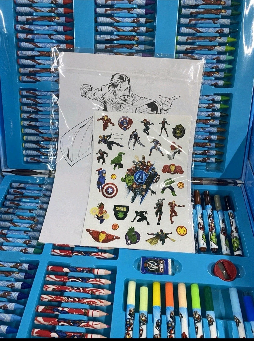 Marvel Avengers Art Case 130-Piece Large Crayon Colouring Set for Kids Gift Idea