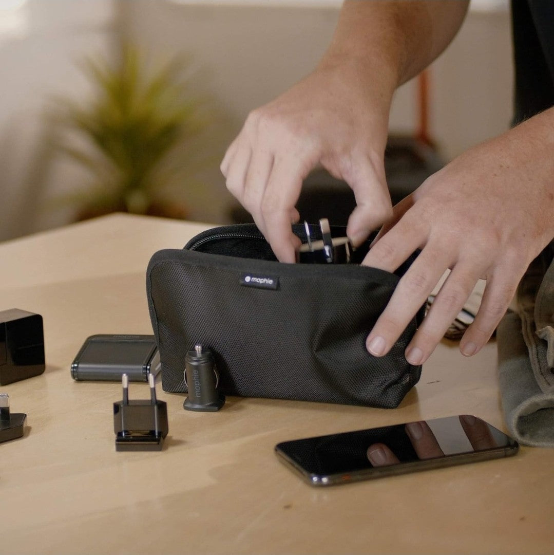 Global Travel Kit–Universal Wireless Charging Pad with Wall & Car Adapters,Cable