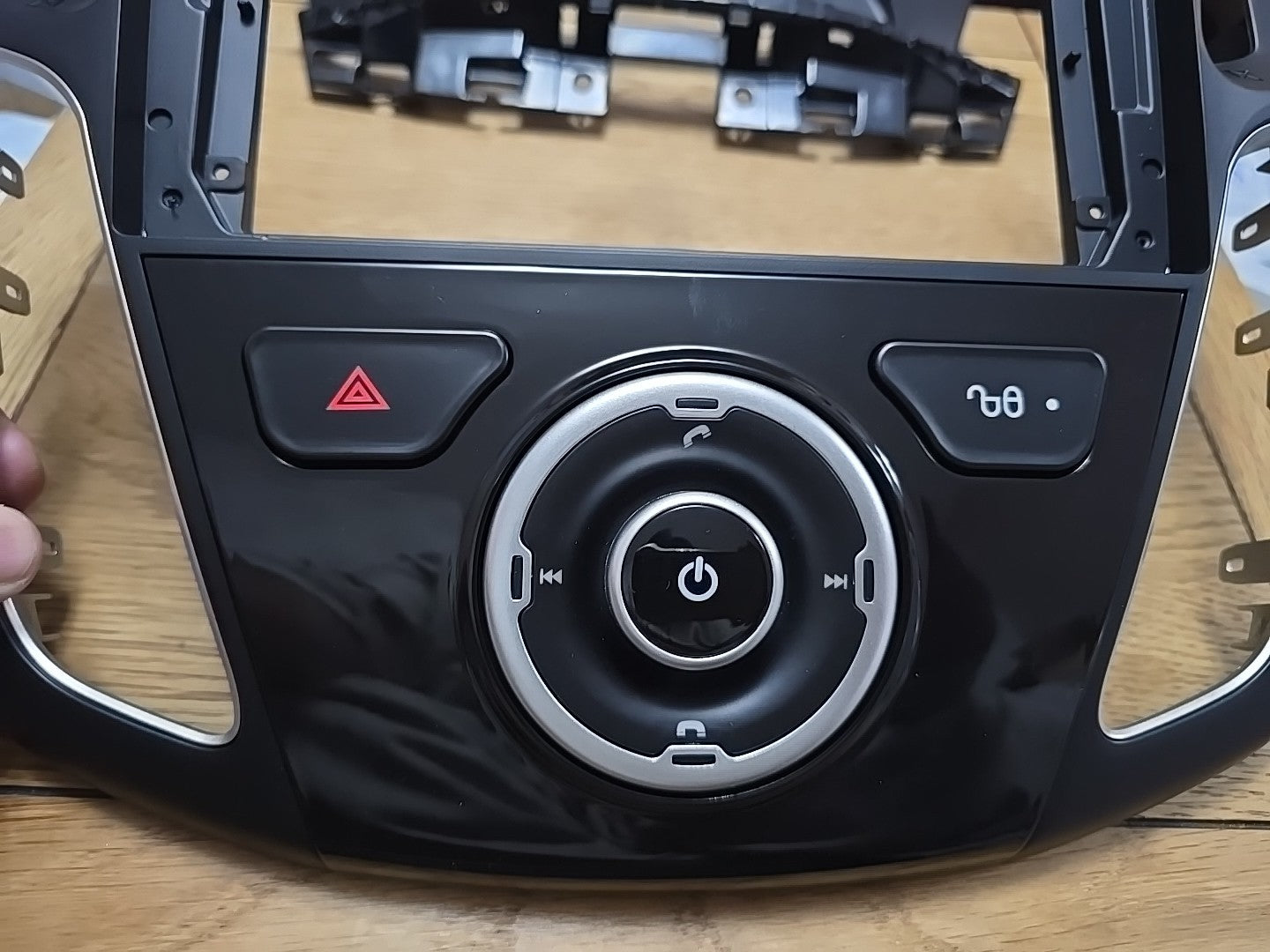 For Ford Focus 2012-2018 Car Stereo Radio Fascia Panel Trim 9 Inch Frame
